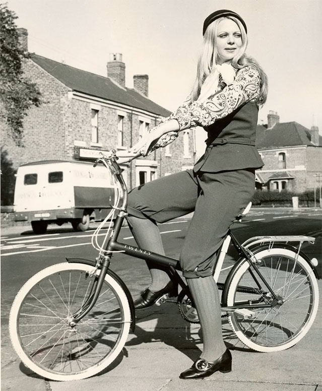 Иллюстрация к книге — Библия моды [i_090.jpg]