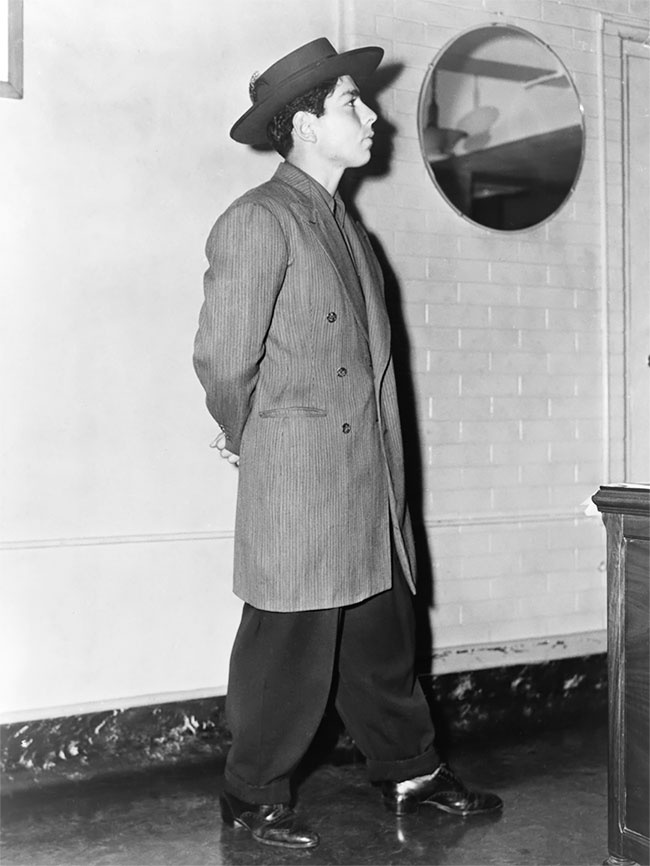 Иллюстрация к книге — Библия моды [i_126.jpg]