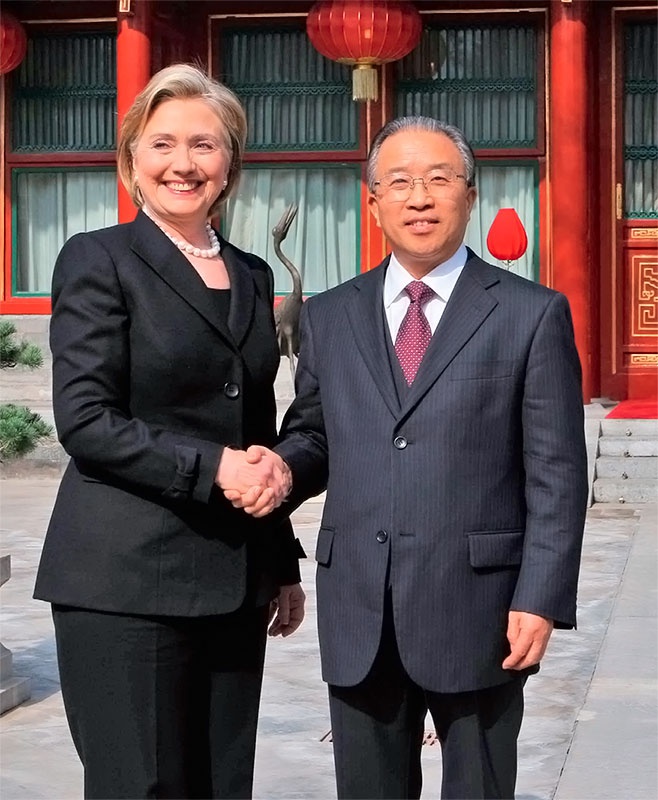 Иллюстрация к книге — Библия моды [i_130.jpg]