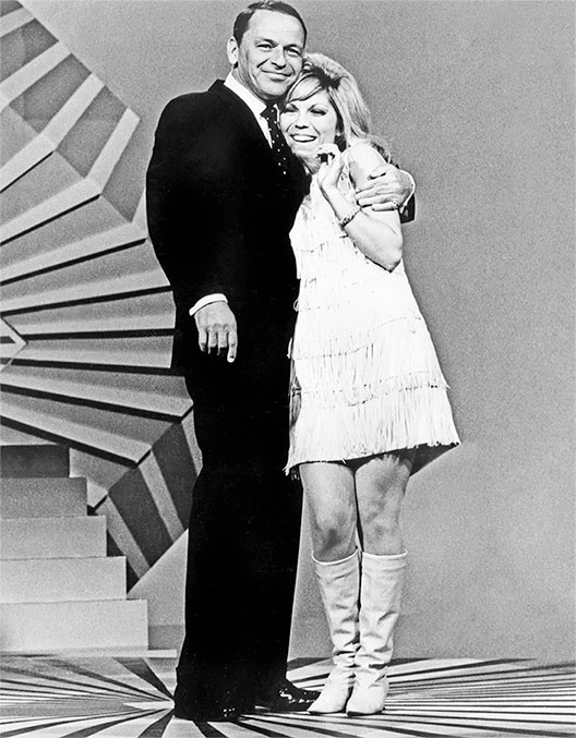 Иллюстрация к книге — Библия моды [i_150.jpg]