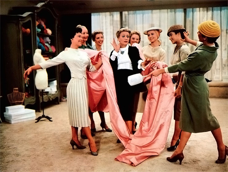 Иллюстрация к книге — Библия моды [i_207.jpg]