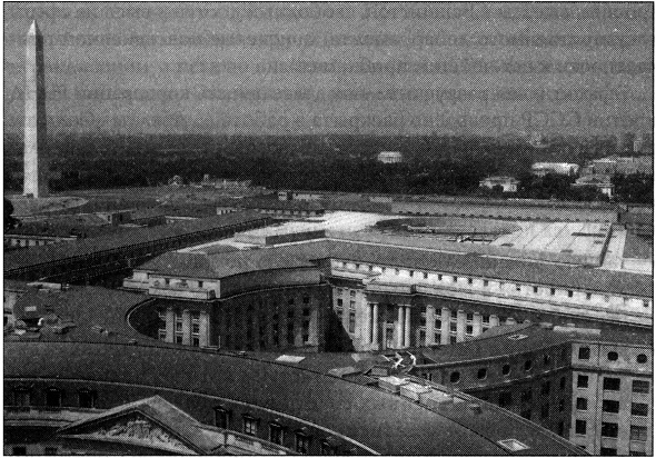 Иллюстрация к книге — Информационная война против России [_005.jpg]