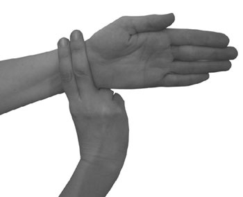 Иллюстрация к книге — 700 китайских упражнений для лечения и предотвращения 100 болезней [Autogen_eBook_id240.jpg]