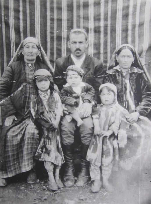 Иллюстрация к книге — Советский кишлак. Между колониализмом и модернизацией [i_007.jpg]