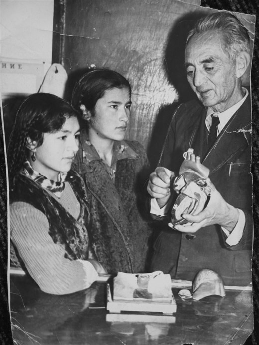 Иллюстрация к книге — Советский кишлак. Между колониализмом и модернизацией [i_081.jpg]