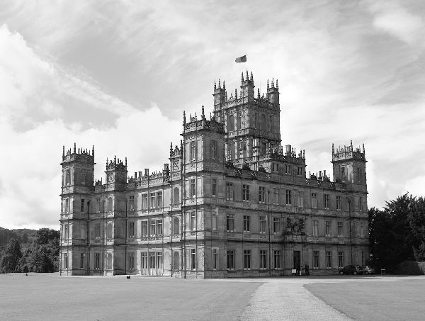 Иллюстрация к книге — Аббатство Даунтон. История гордости и предубеждений [binder1.pdfadobeacrobatpro_page_031_image_0001.jpg]