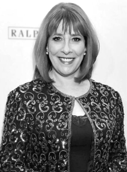 Иллюстрация к книге — Аббатство Даунтон. История гордости и предубеждений [binder1.pdfadobeacrobatpro_page_093_image_0001.jpg]