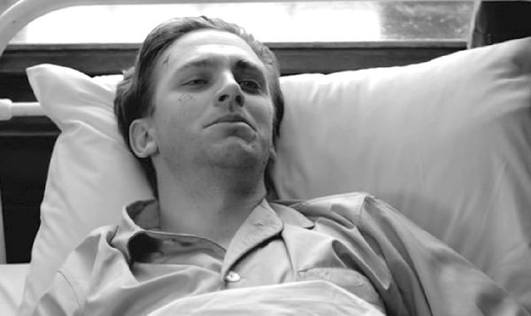 Иллюстрация к книге — Аббатство Даунтон. История гордости и предубеждений [binder1.pdfadobeacrobatpro_page_159_image_0001.jpg]