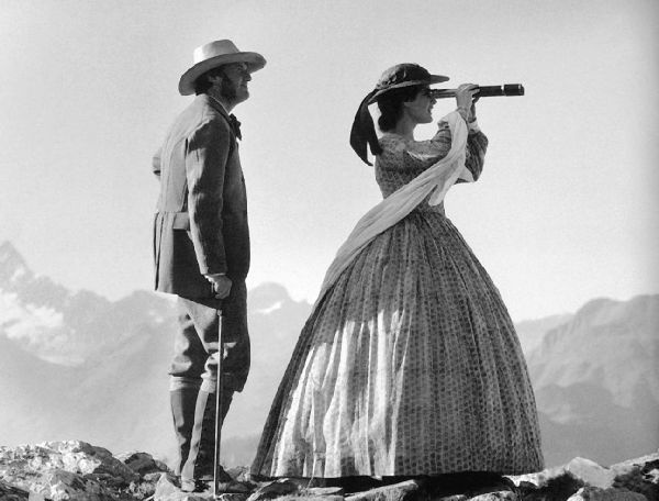 Иллюстрация к книге — Аббатство Даунтон. История гордости и предубеждений [binder1.pdfadobeacrobatpro_page_193_image_0001.jpg]