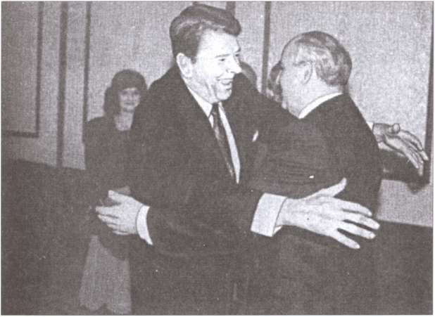 Иллюстрация к книге — Предатели. Войско без знамен [i_031.jpg]