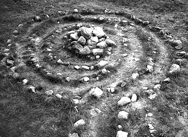 Иллюстрация к книге — Сила рода - тайна женщины. Сакральные знания для счастливой судьбы [i_002.jpg]