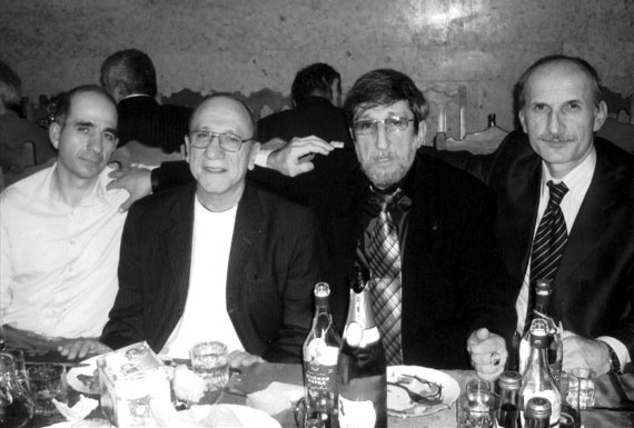 Иллюстрация к книге — Бродяга: Побег [i_003.jpg]