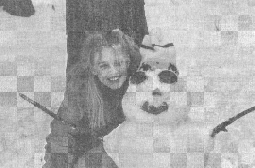 Иллюстрация к книге — Украденная жизнь [i_004.jpg]