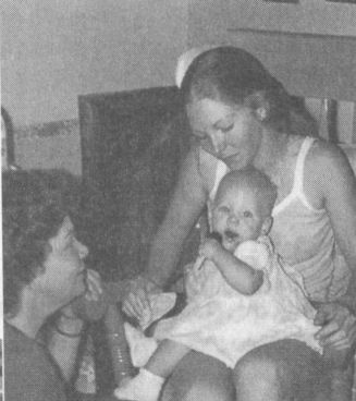 Иллюстрация к книге — Украденная жизнь [i_015.jpg]