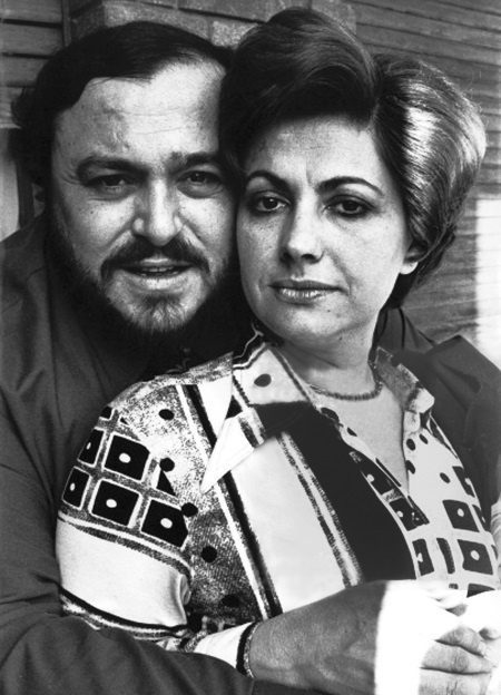 Иллюстрация к книге — Я, Лучано Паваротти, или Восхождение к славе [i_043.jpg]