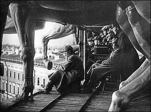 Иллюстрация к книге — Моя жена Любовь Орлова. Переписка на лезвии ножа [_039.jpg]