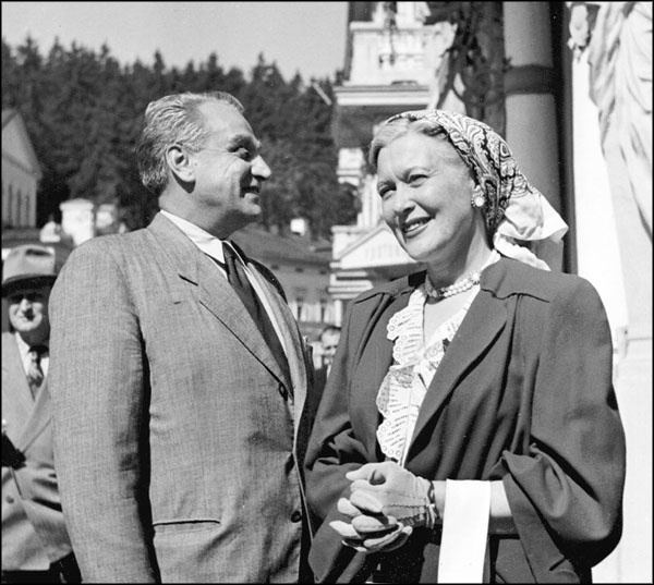 Иллюстрация к книге — Моя жена Любовь Орлова. Переписка на лезвии ножа [_239.jpg]