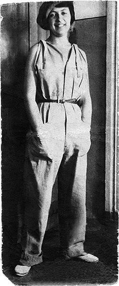 Иллюстрация к книге — Даниил Хармс. Жизнь человека на ветру [i_167.jpg]