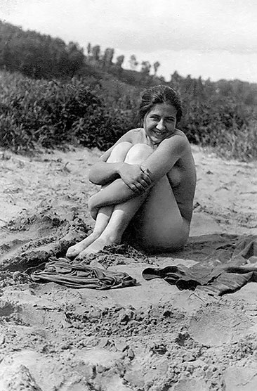 Иллюстрация к книге — Даниил Хармс. Жизнь человека на ветру [i_171.jpg]