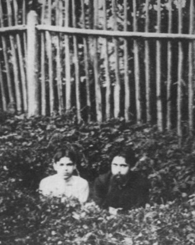 Иллюстрация к книге — Владислав Ходасевич. Чающий и говорящий [i_015.jpg]