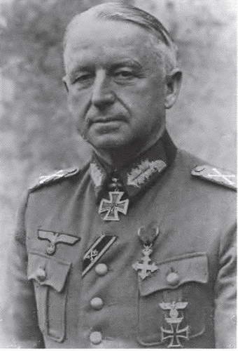 Иллюстрация к книге — Смерч войны [i_007.jpg]