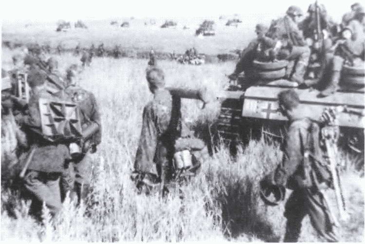 Иллюстрация к книге — Смерч войны [i_034.jpg]