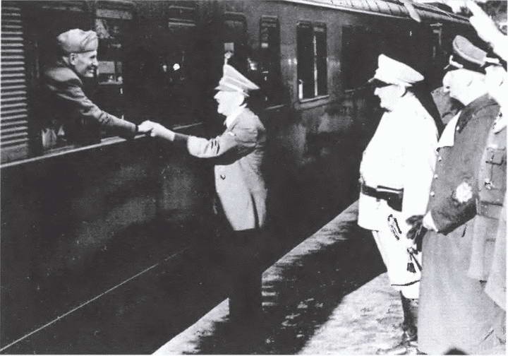 Иллюстрация к книге — Смерч войны [i_043.jpg]