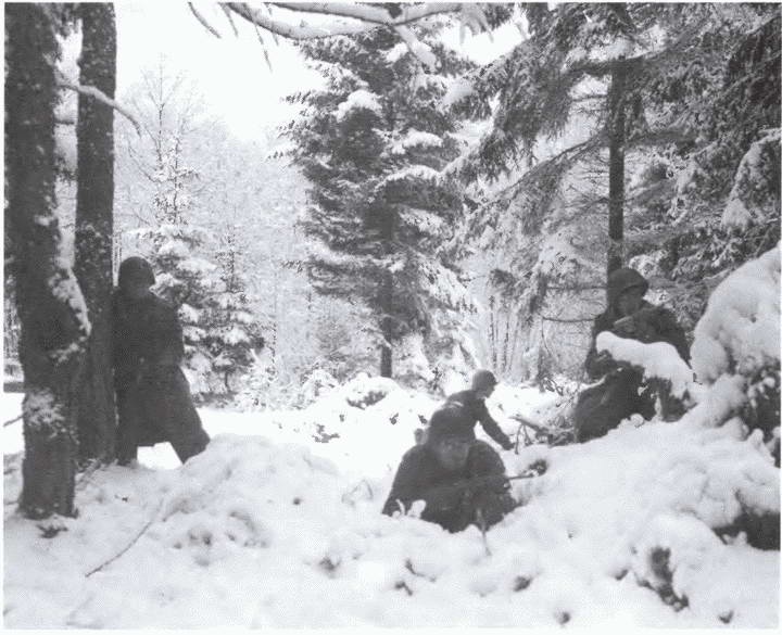 Иллюстрация к книге — Смерч войны [i_046.jpg]