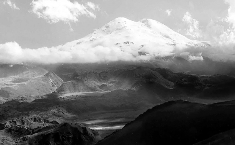 Иллюстрация к книге — Русь колыбельная. Северная прародина славян. Арктида, Гиперборея и Древняя Русь [i_027.jpg]