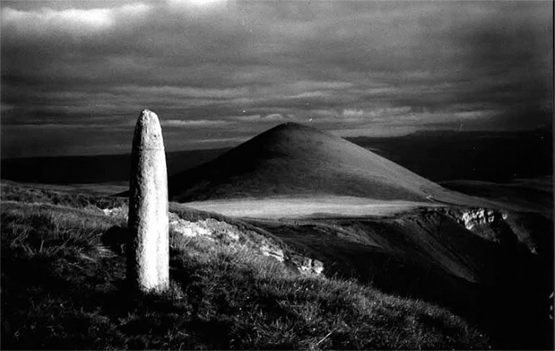 Иллюстрация к книге — Русь колыбельная. Северная прародина славян. Арктида, Гиперборея и Древняя Русь [i_049.jpg]