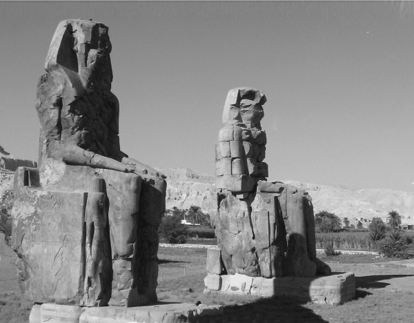 Иллюстрация к книге — Тайны русских волхвов. Чудеса и загадки языческой Руси [i_008.jpg]