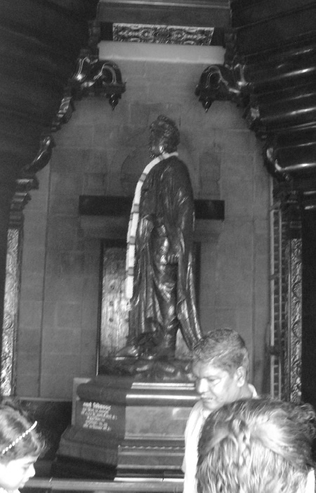 Иллюстрация к книге — Тайны русских волхвов. Чудеса и загадки языческой Руси [i_023.jpg]