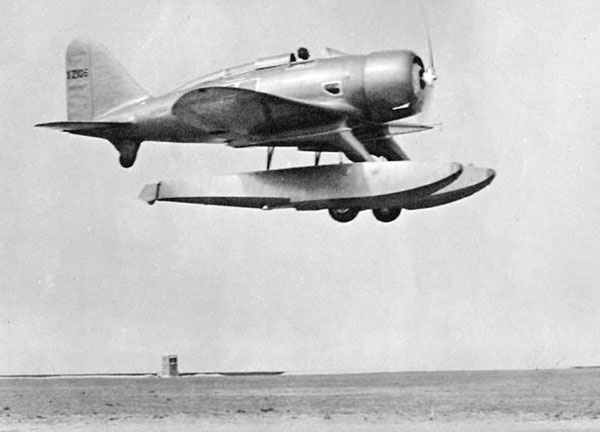 Иллюстрация к книге — Русские крылья Америки. "Громовержцы" Северского и Картвели [_113.jpg]