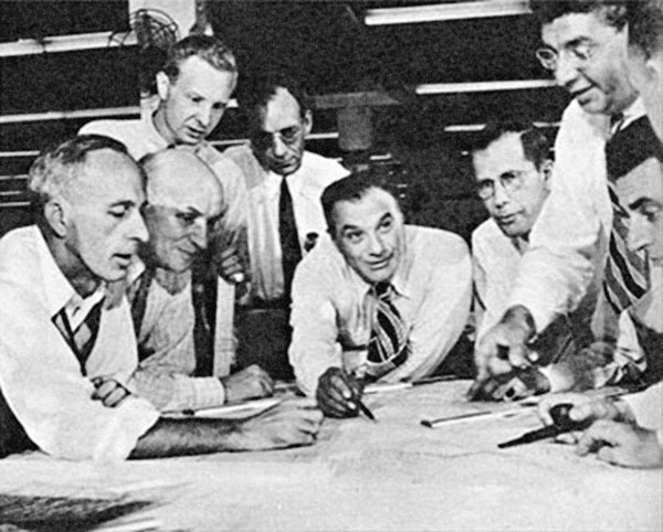 Иллюстрация к книге — Русские крылья Америки. "Громовержцы" Северского и Картвели [_195.jpg]