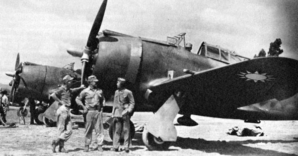 Иллюстрация к книге — Русские крылья Америки. "Громовержцы" Северского и Картвели [_213.jpg]