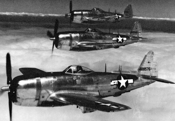 Иллюстрация к книге — Русские крылья Америки. "Громовержцы" Северского и Картвели [_283.jpg]