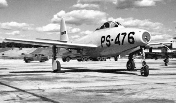 Иллюстрация к книге — Русские крылья Америки. "Громовержцы" Северского и Картвели [_304.jpg]