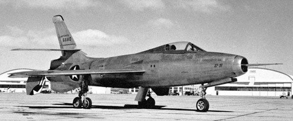 Иллюстрация к книге — Русские крылья Америки. "Громовержцы" Северского и Картвели [_313.jpg]