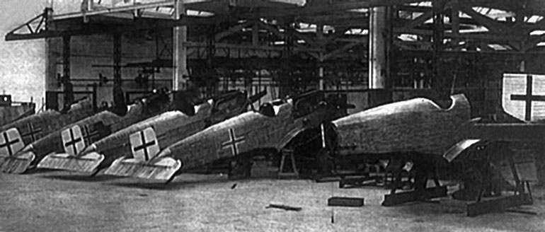 Иллюстрация к книге — Неизвестный Юнкерс [i_041.jpg]