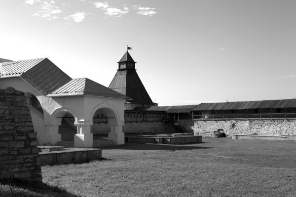 Иллюстрация к книге — Русь против европейского ига. От Александра Невского до Ивана Грозного [i_018.jpg]