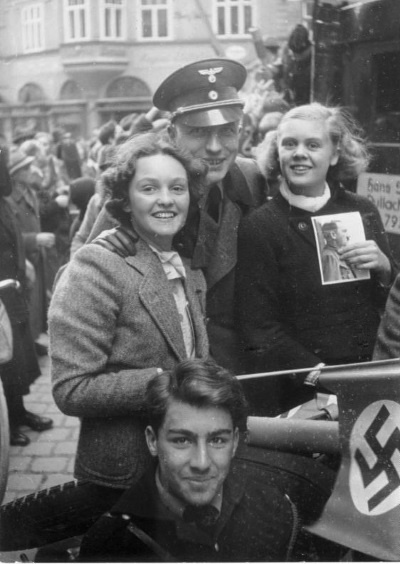 Иллюстрация к книге — Нацистская Германия [i_015.jpg]