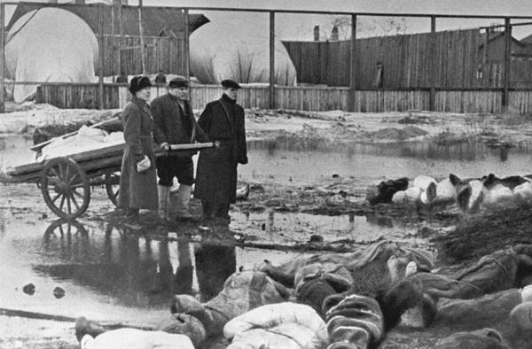 Иллюстрация к книге — Блокада Ленинграда [_13.jpg]