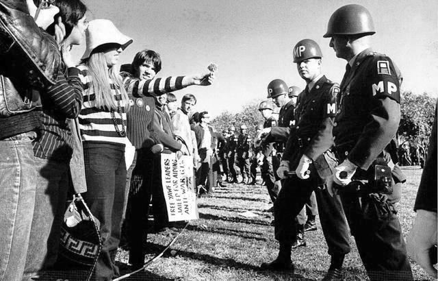 Иллюстрация к книге — Вьетнамская война [i_018.jpg]