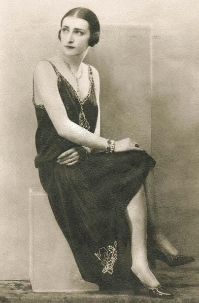 Иллюстрация к книге — Русский след Коко Шанель [i_036.jpg]