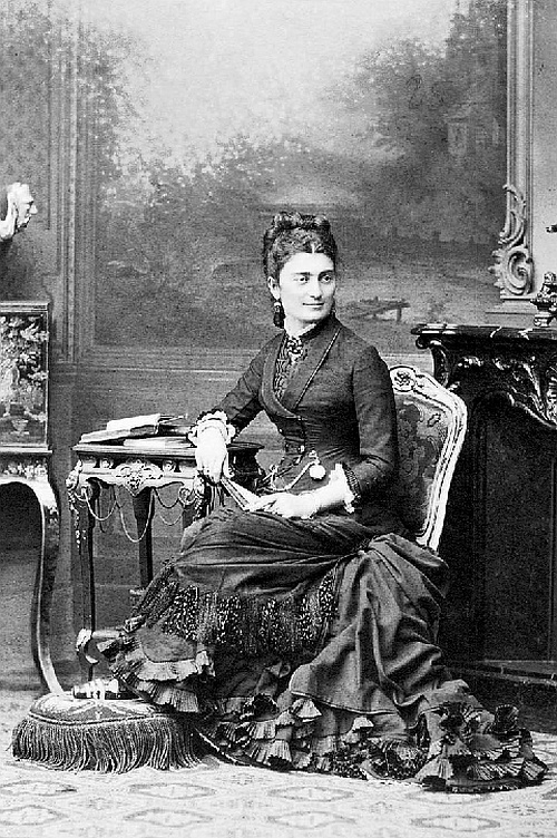 Иллюстрация к книге — Романовы. Запретная любовь в мемуарах фрейлин [i_022.jpg]