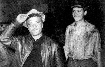 Иллюстрация к книге — Кот ушел, а улыбка осталась [i_082.jpg]