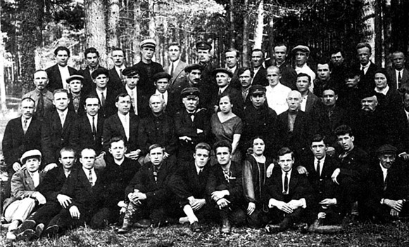 Иллюстрация к книге — Автомат Калашникова. Символ России [kalash_19.jpg]