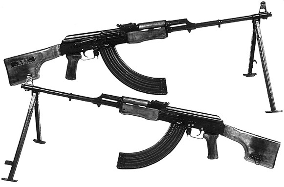 Иллюстрация к книге — Автомат Калашникова. Символ России [kalash_38.jpg]