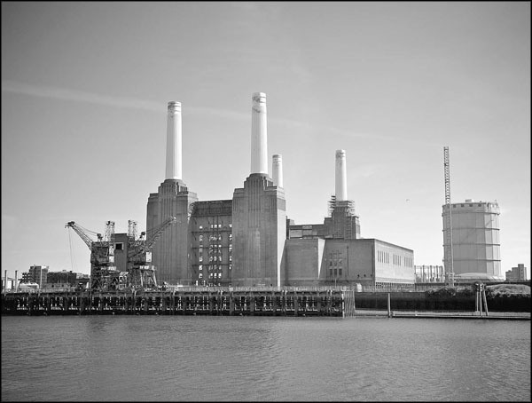 Иллюстрация к книге — Шерлок. На шаг впереди зрителей [_259.jpg]