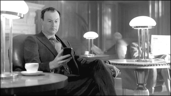 Иллюстрация к книге — Шерлок. На шаг впереди зрителей [_261.jpg]